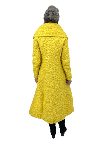 Queen Quilted Coat w/ Shawl Collar and Detachable Hood in Yellow