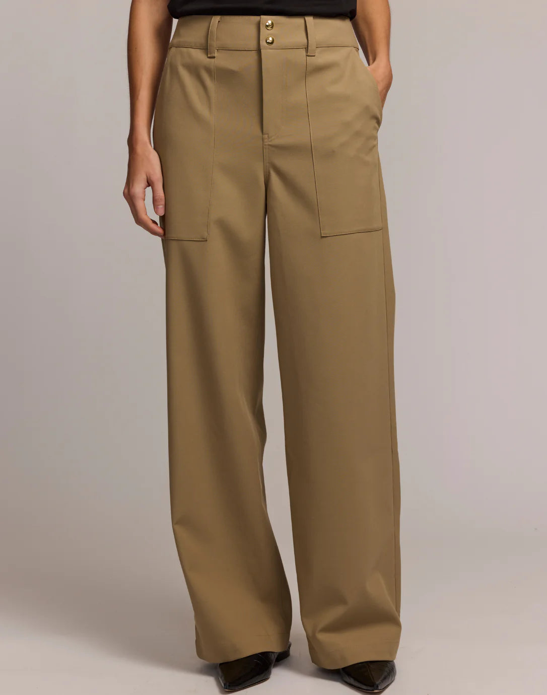Kelly Traveler's Twill Pant in Khaki