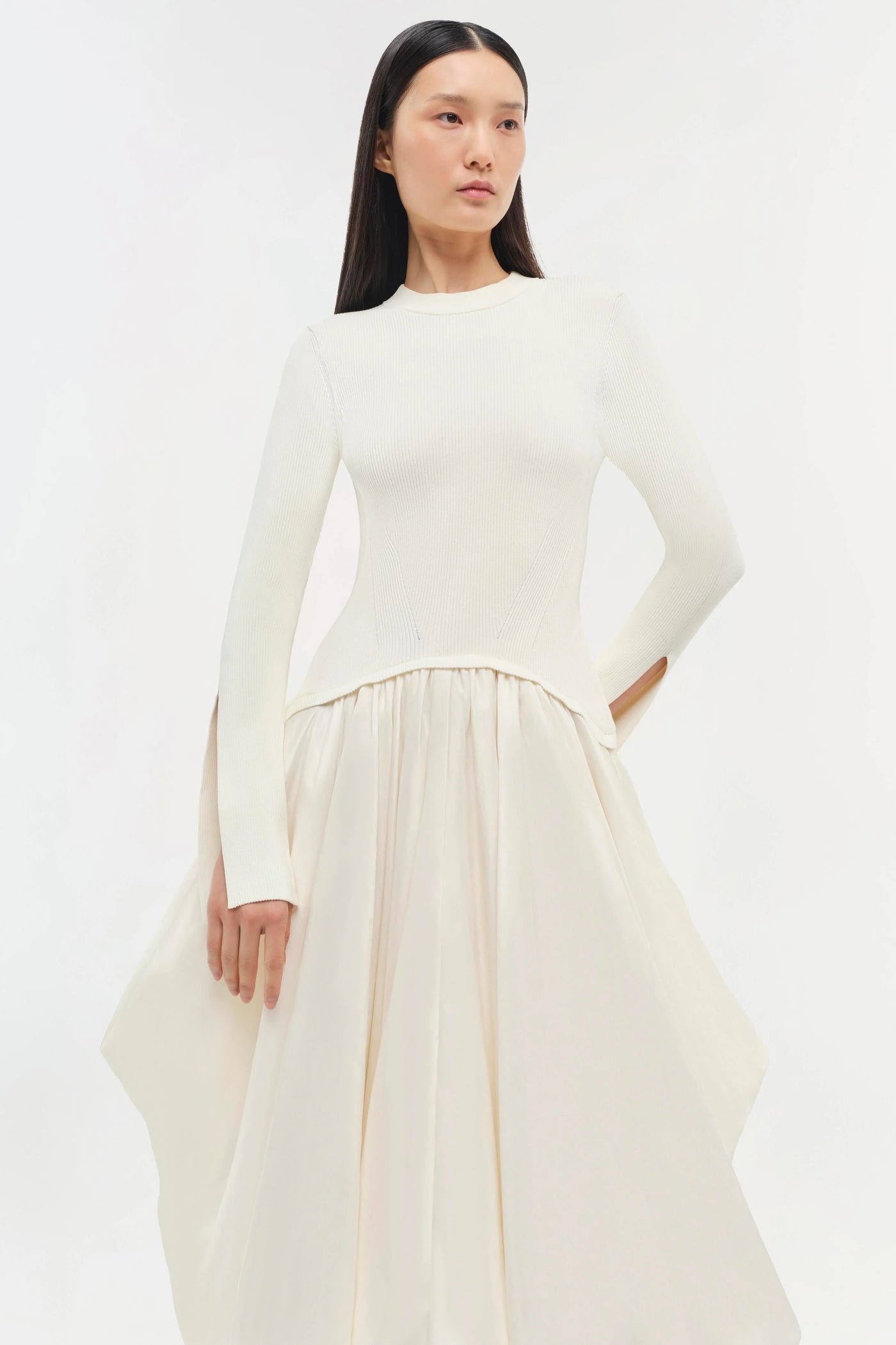 Kenlie Taffeta Knit Midi Dress in Ivory