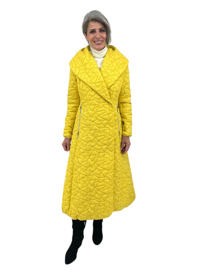 Queen Quilted Coat w/ Shawl Collar and Detachable Hood in Yellow