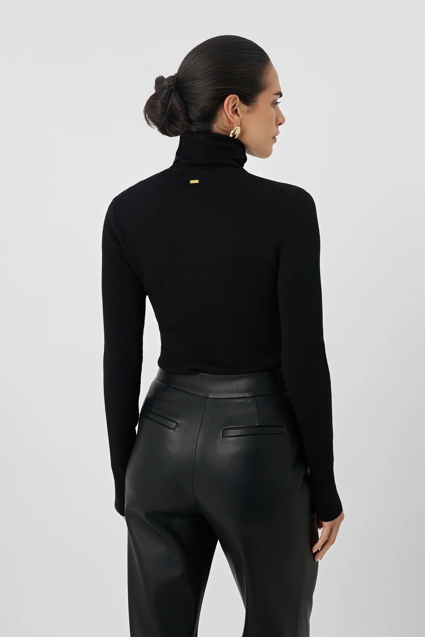 Valeria Rib Knit Turtleneck in Jet