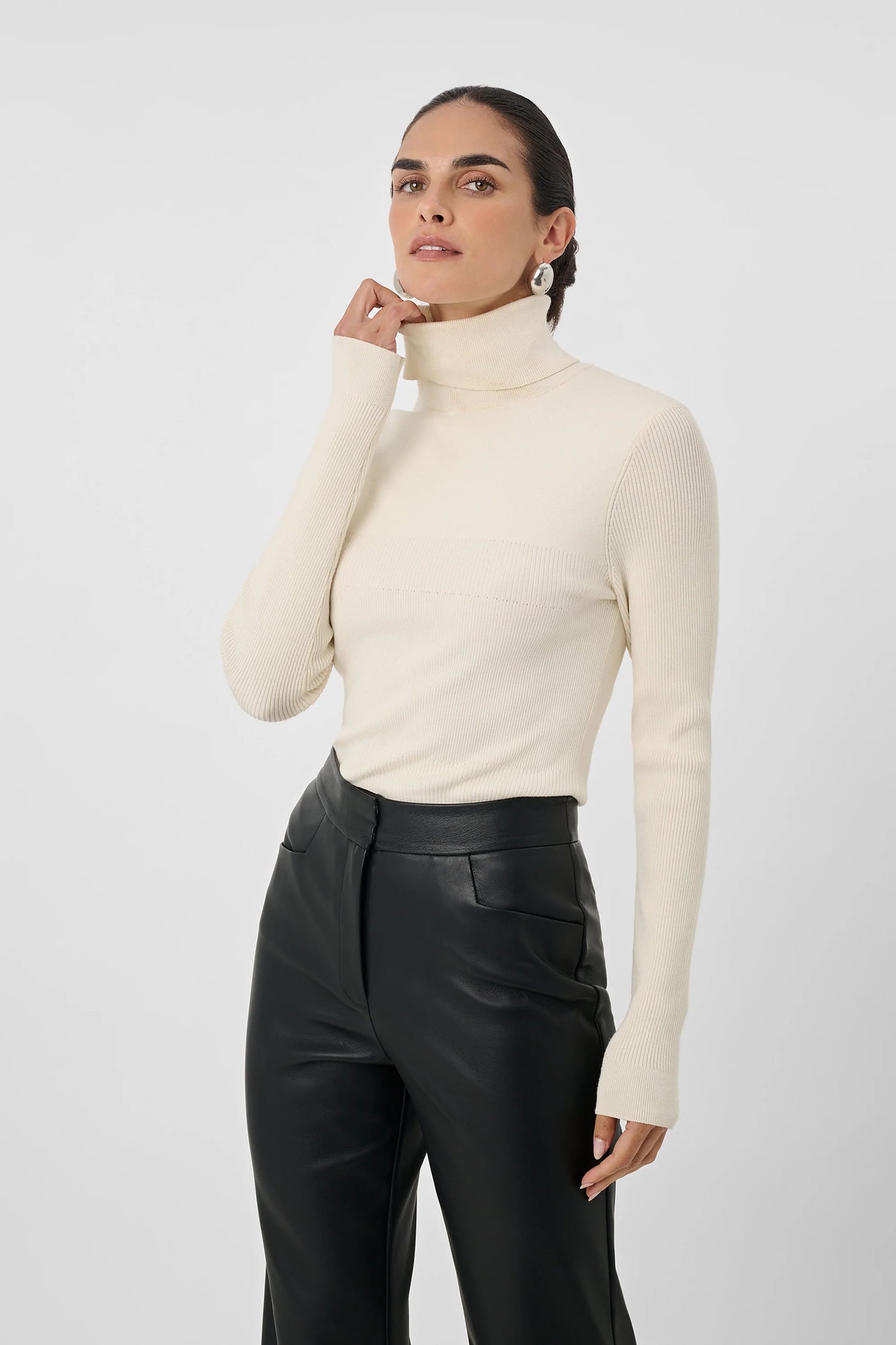 Valeria Rib Knit Turtleneck in Ivory