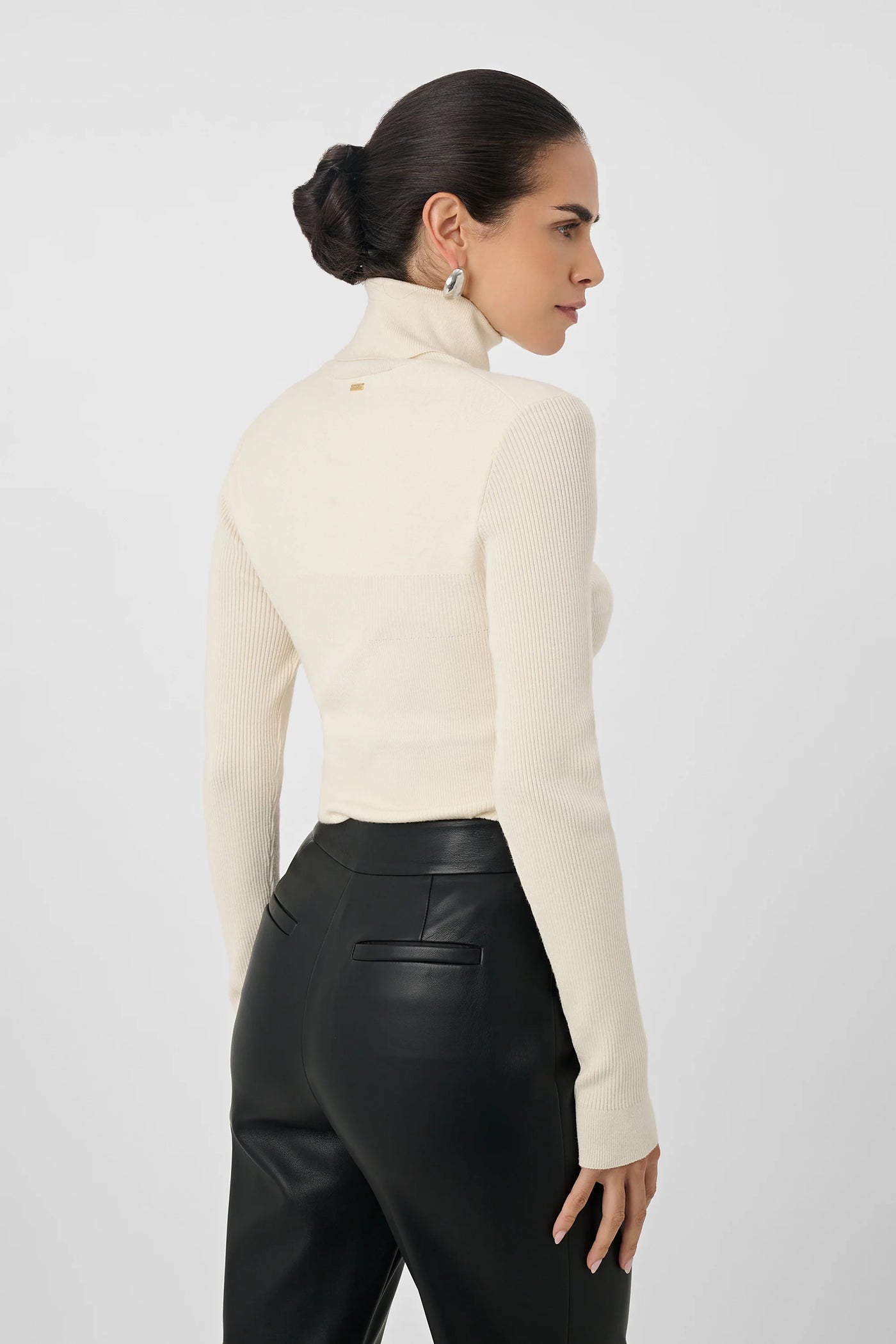 Valeria Rib Knit Turtleneck in Ivory