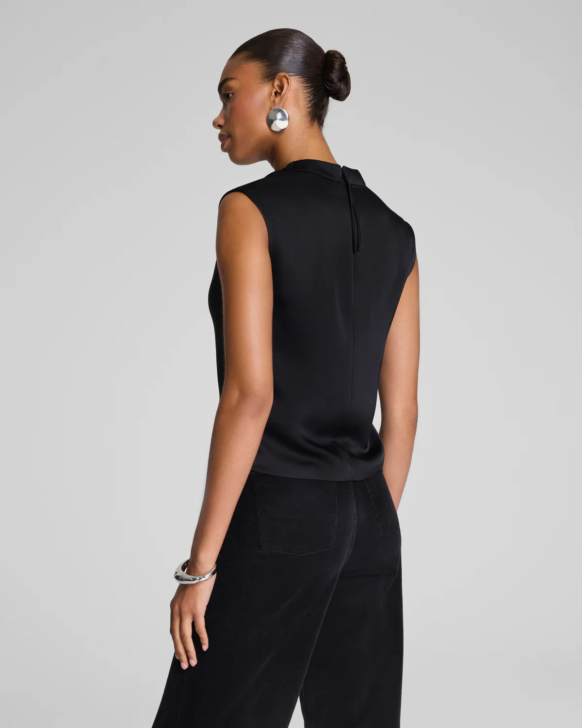 Sleeveless Cowl Neck Top in Black