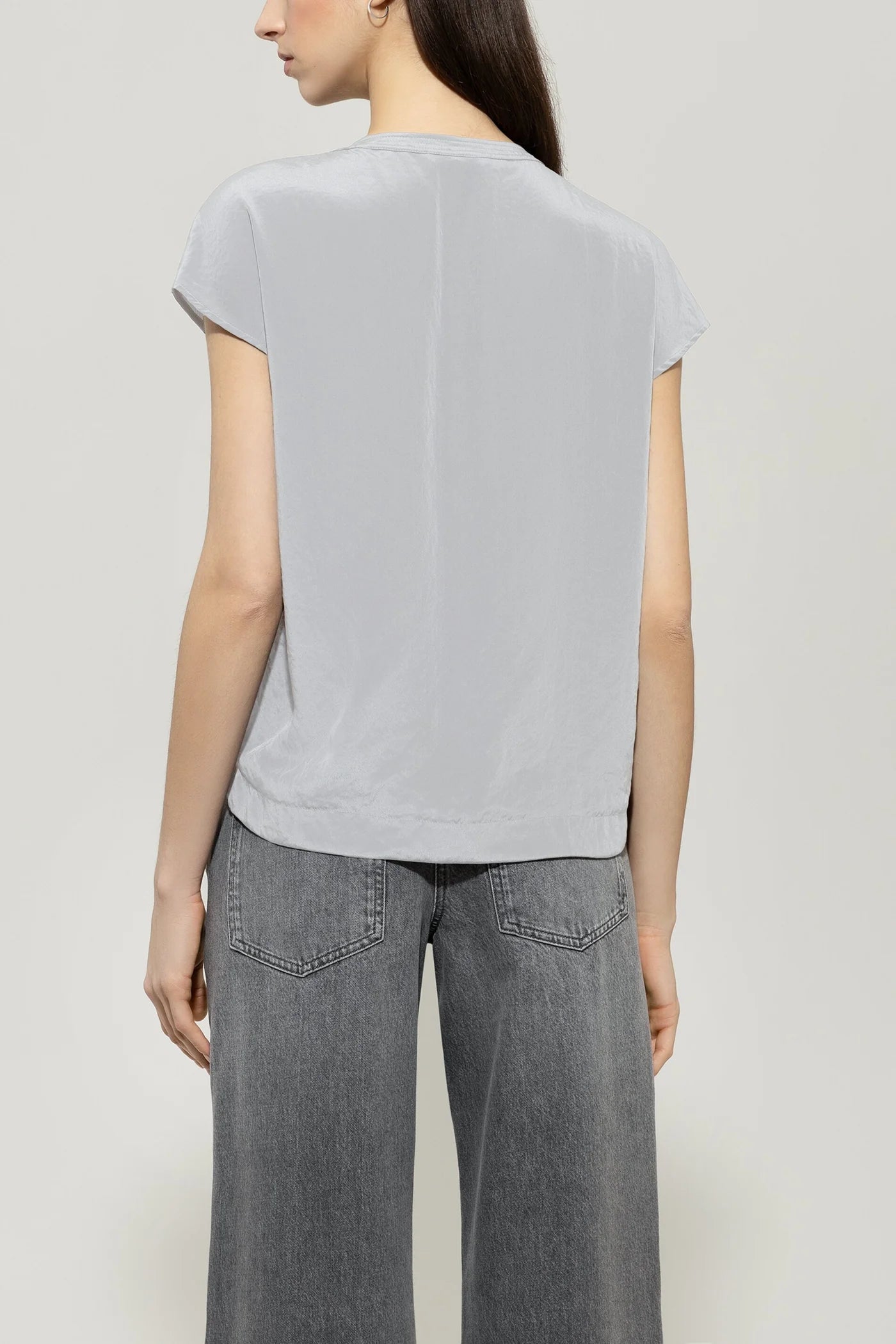 Top w/ Tunic Neckline in Silver Gray
