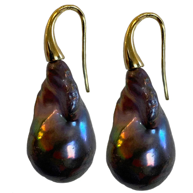 Wild Pearl Drop Earring - Black on Gold