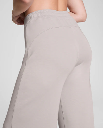 Air Essentials Wide Leg Pant in French Grey