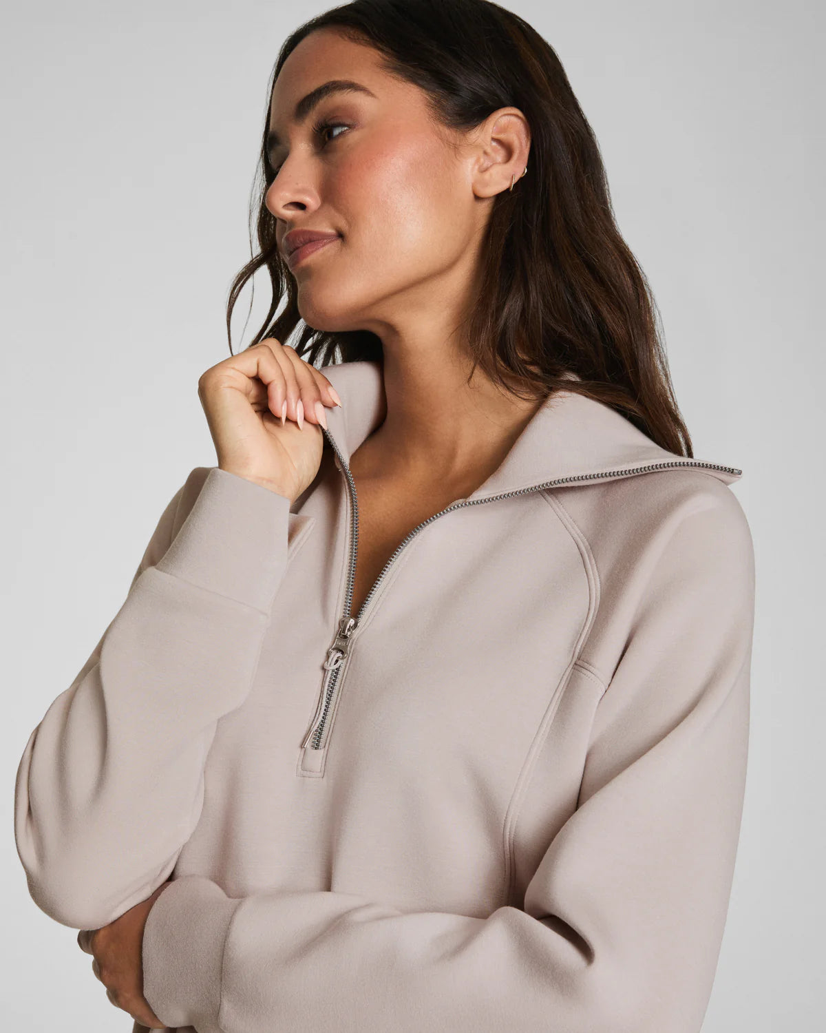 Air Essentials Half Zip in French Grey
