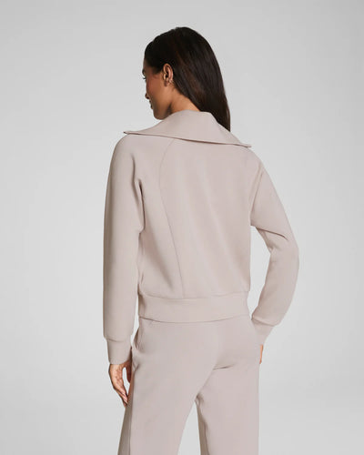 Air Essentials Half Zip in French Grey