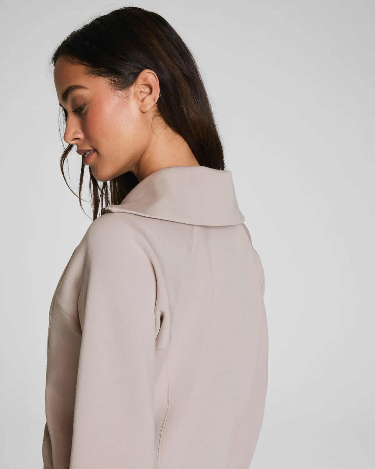 Air Essentials Half Zip in French Grey