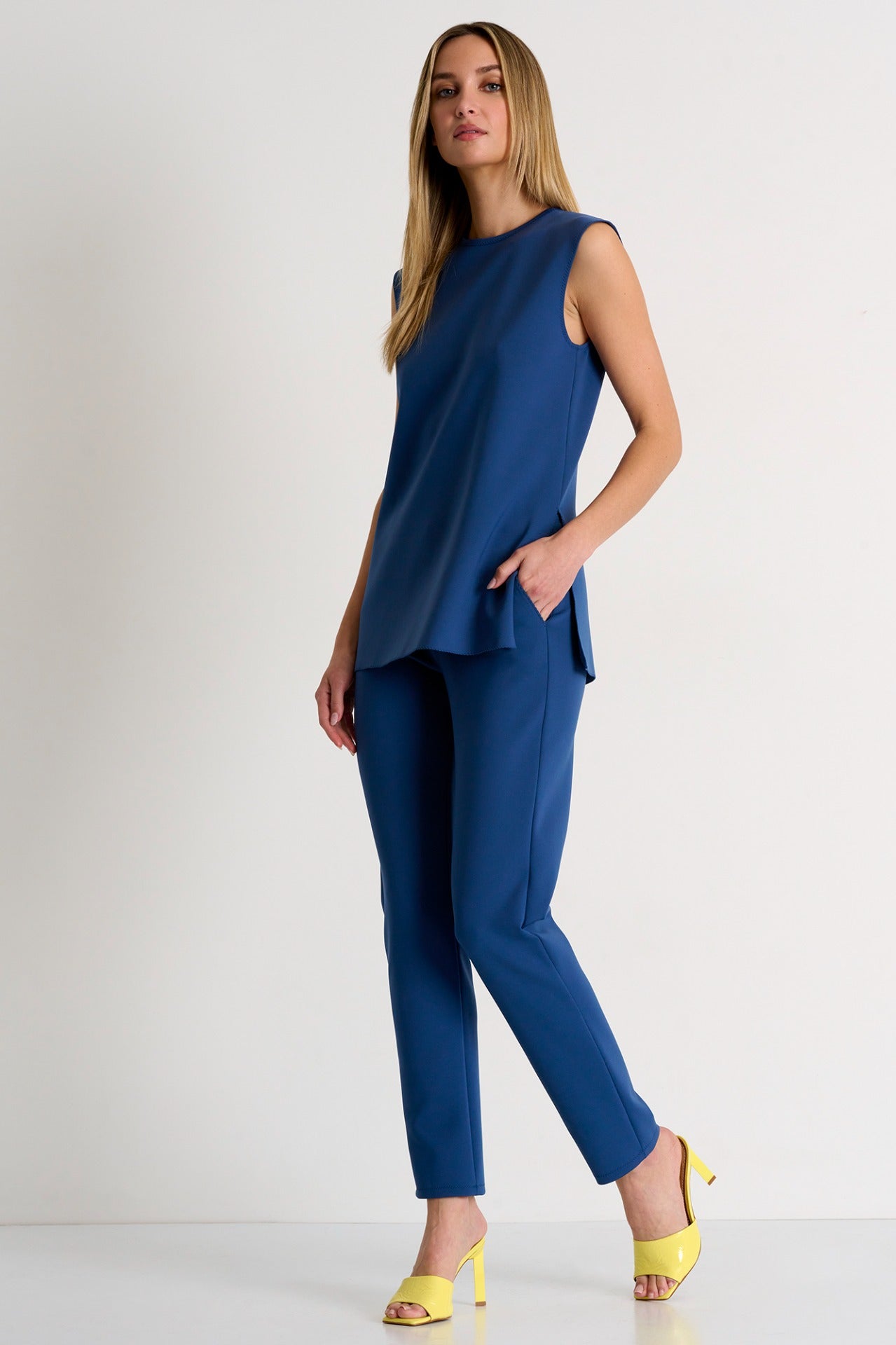 Elegant Sleeveless Top - California Blue