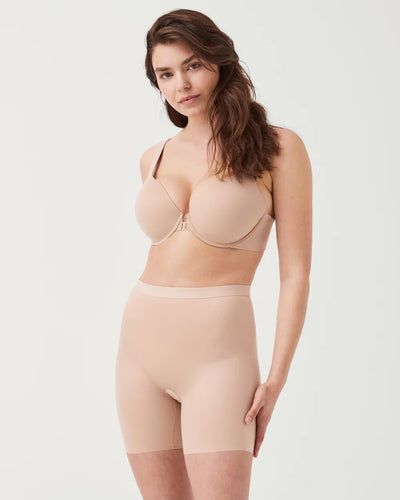 Invisible Girlshort in Champagne Beige