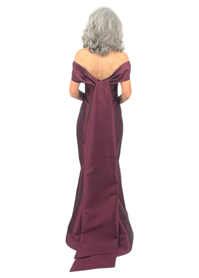 Off Shoulder Embroidery Trumpet Gown in Wine