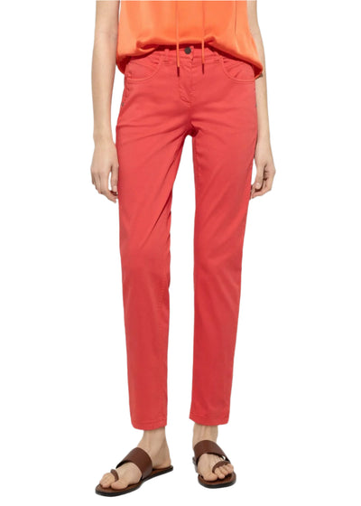 High-Stretch Skinny Denim in Red