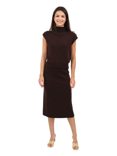 Rib Cap Sleeve Mock Neck in Chocolate