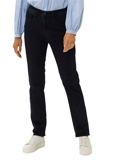 Mary Jeans in Clean Dark Blue