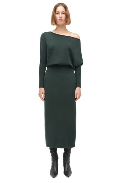 Janese Off Shoulder Midi Dress in Emerald
