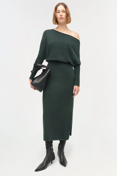 Janese Off Shoulder Midi Dress in Emerald