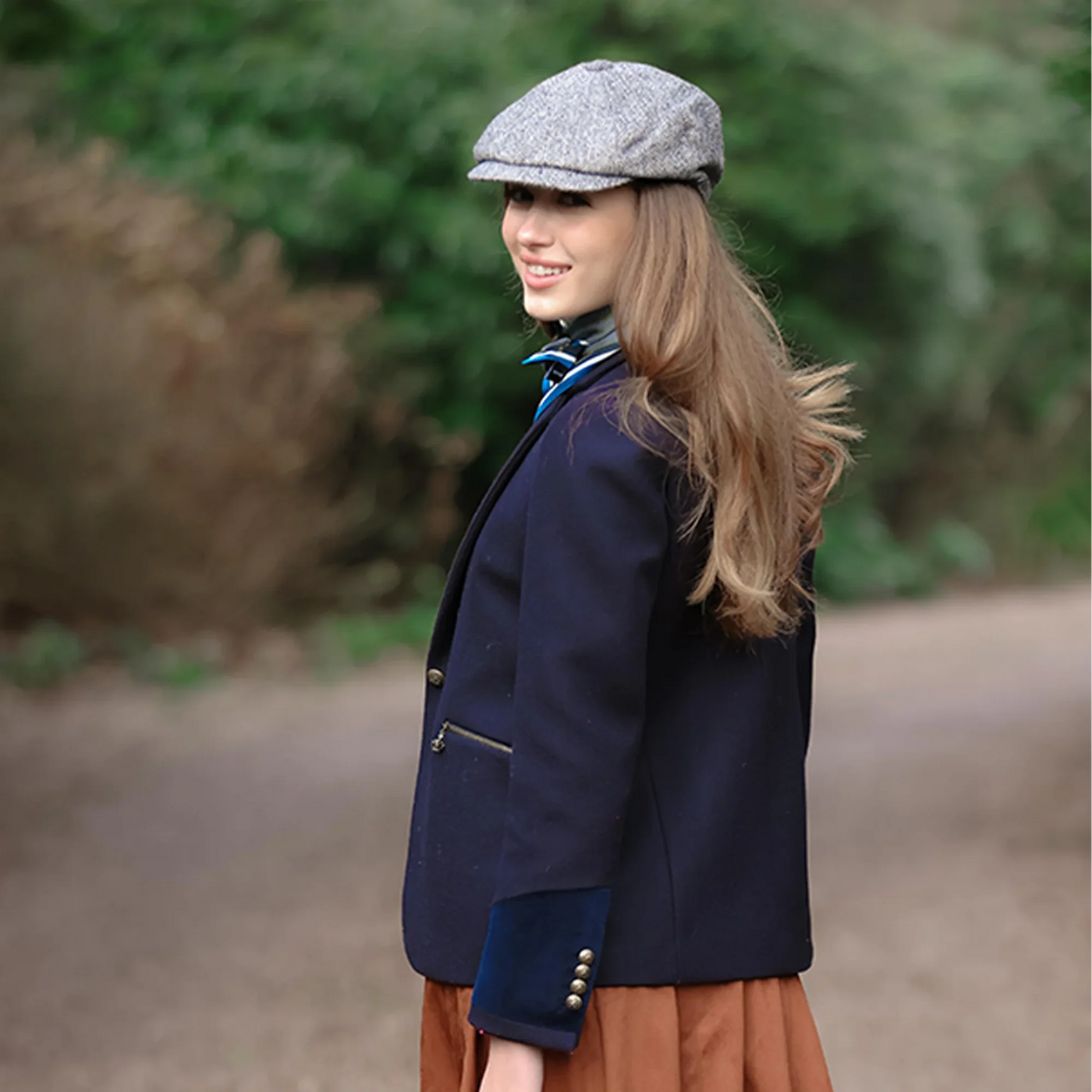Alice Velvet Cuff Blazer in Navy