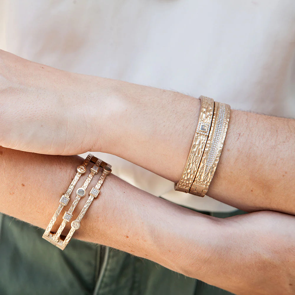 Gold Velen Crystal Inlay Bangle
