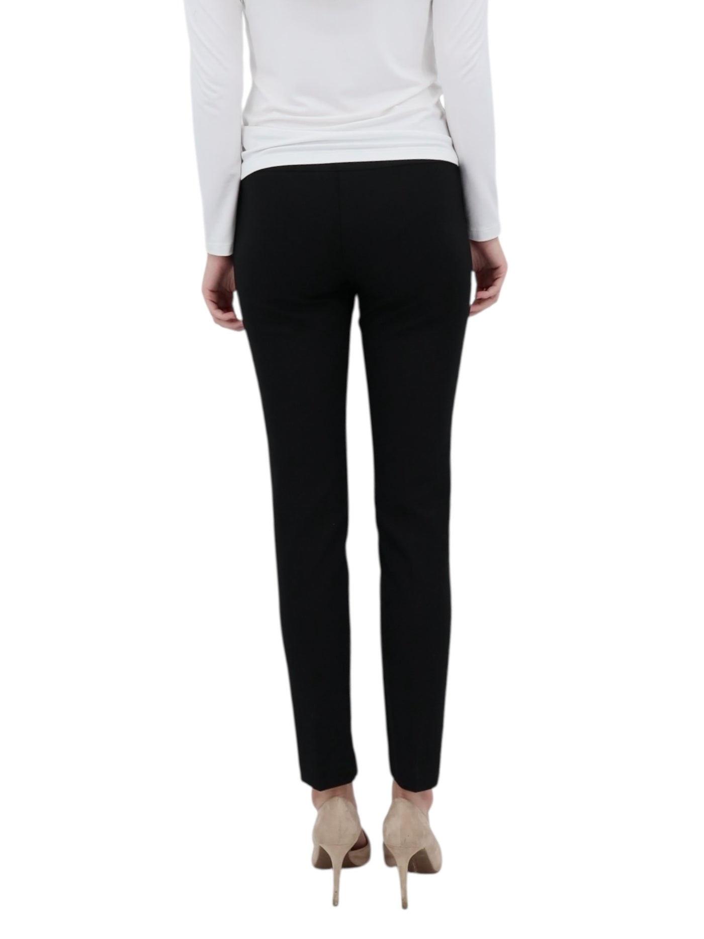 Pull on Slim Pant in Black
