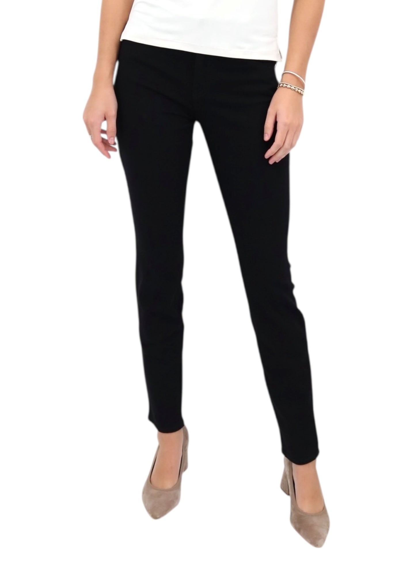 Shakira Free To Move Skinny Jean in Black