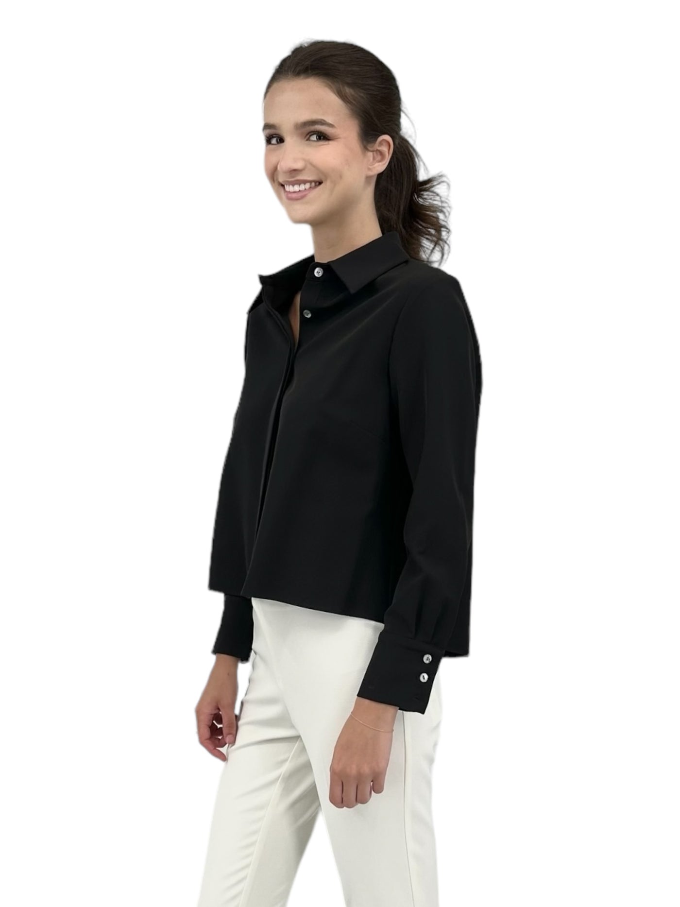 Cropped Pleat Back Blouse in Black