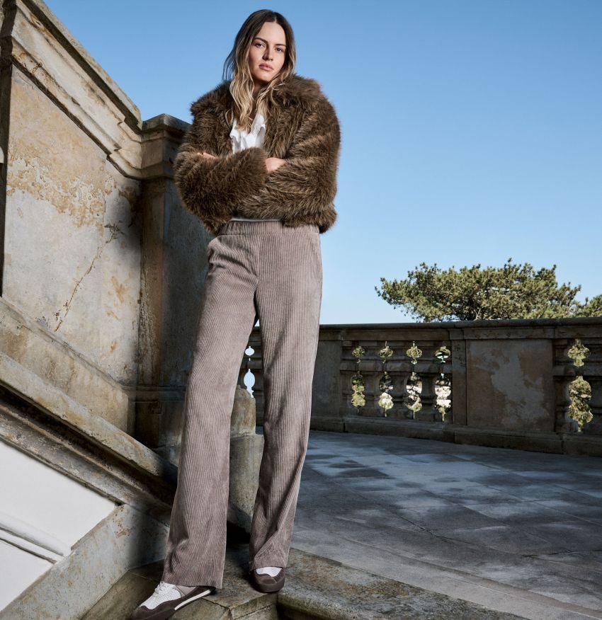 Chiara Pant in Oxide Brown