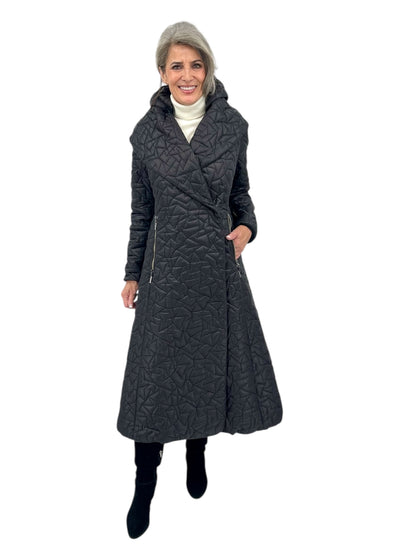 Queen Quilted Coat w/ Shawl Collar and Detachable Hood in Black