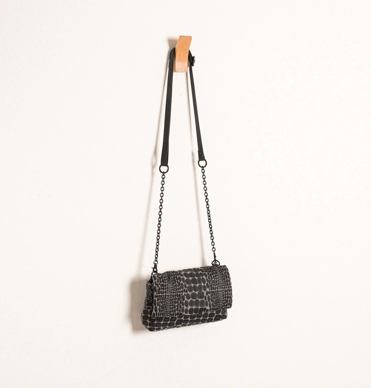 Tokyo Clutch in Gray