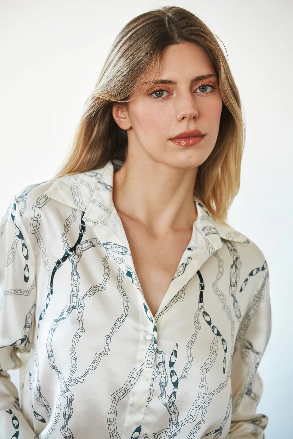 Daria French Cuff Silk Blouse in White Chain