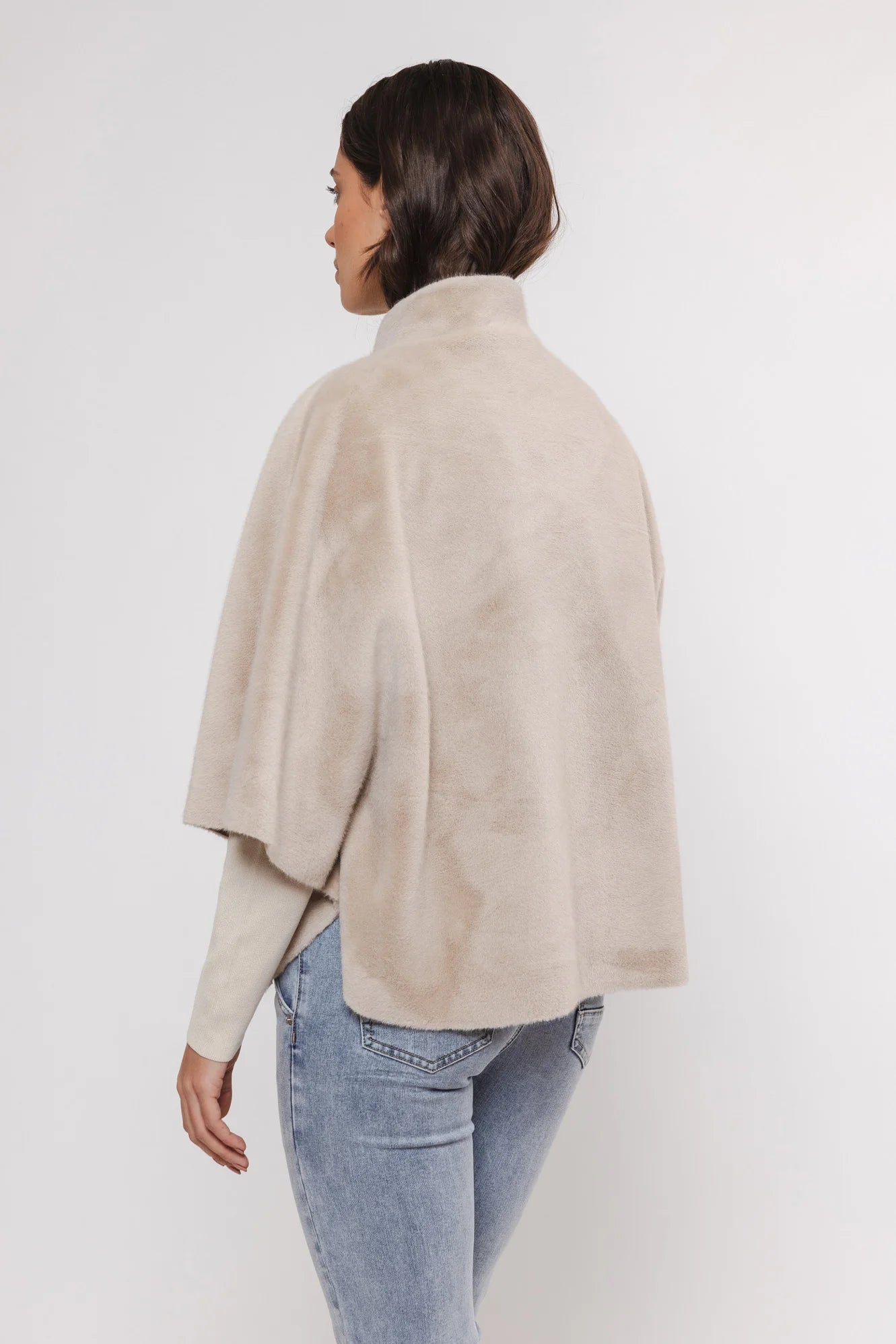 Reversible Dewi Cape in Birch