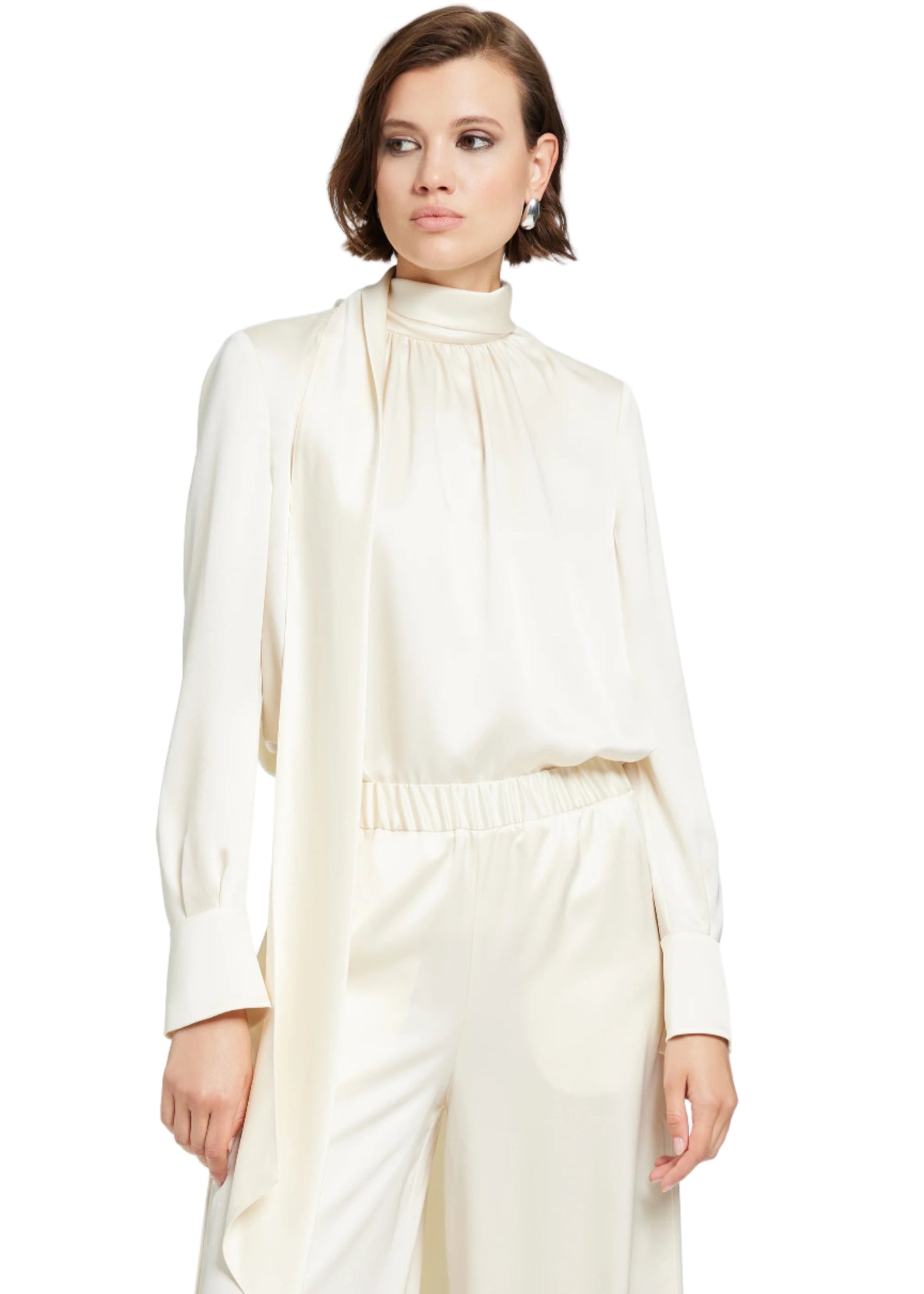 Veronica Bow Blouse in Ivory