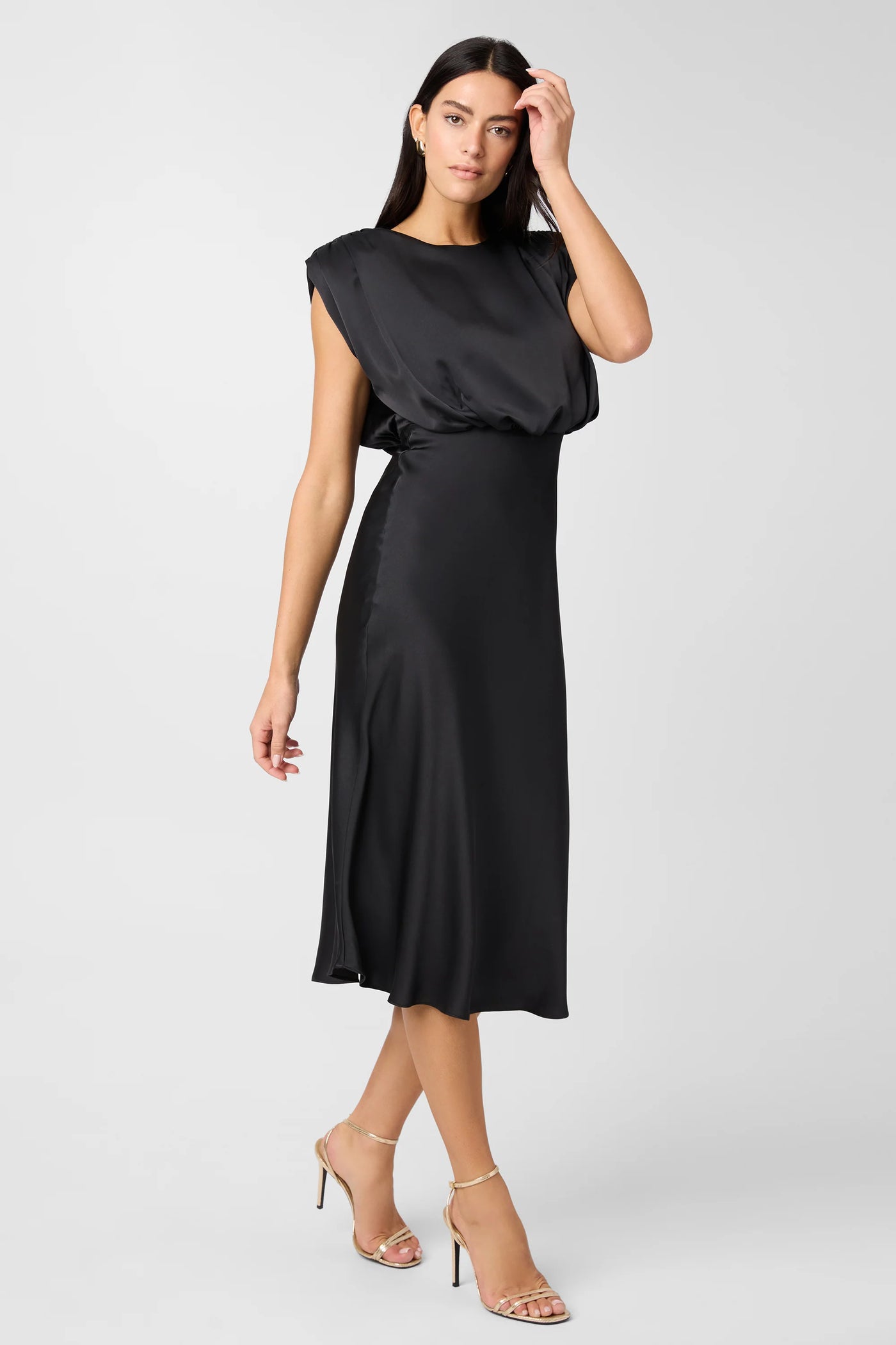 Flora Sleeveless Blouson Midi Dress in Jet