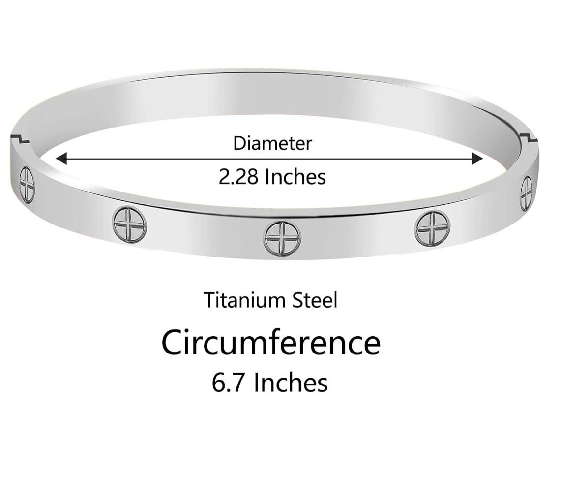 Love Bracelet in Silver