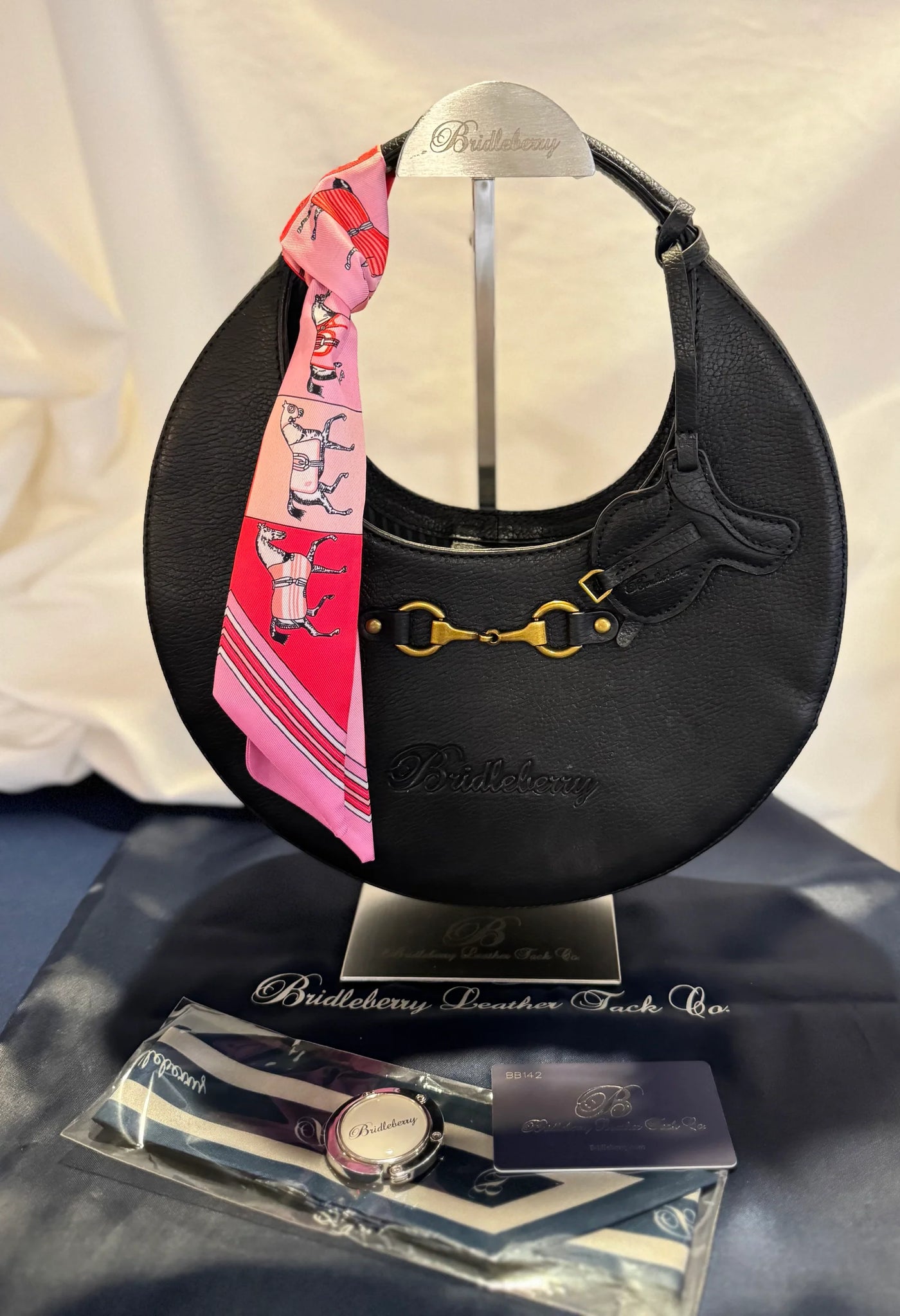 The Bella Luna in Black