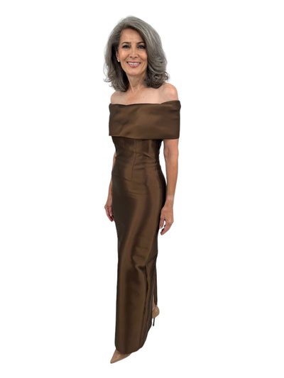 Off Shoulder Roll Collar Gown With Plain Hem in Copper