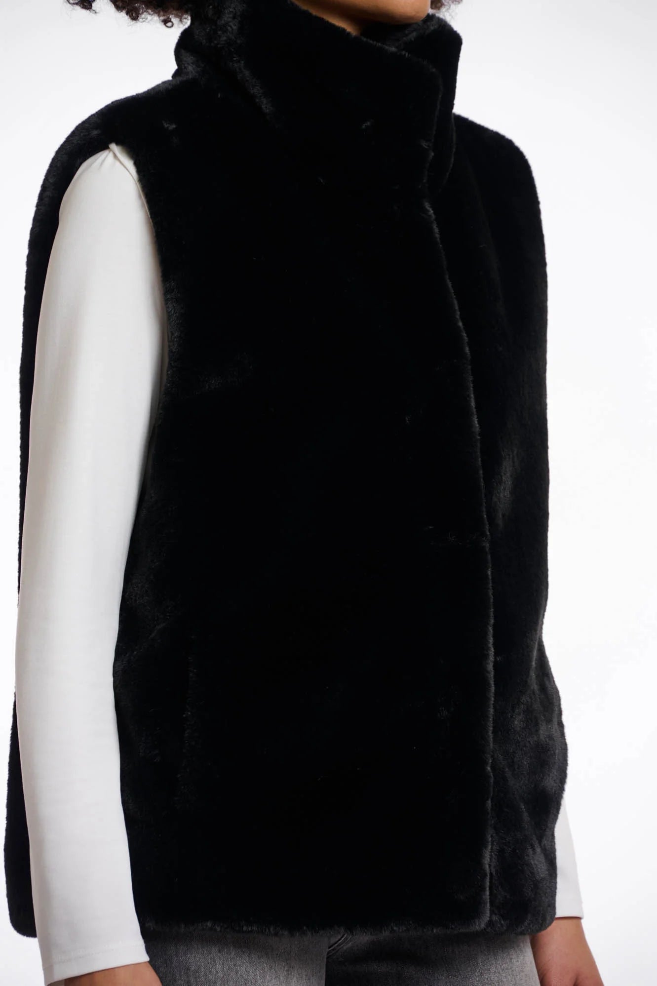 Lison Waistcoat Vest in Black