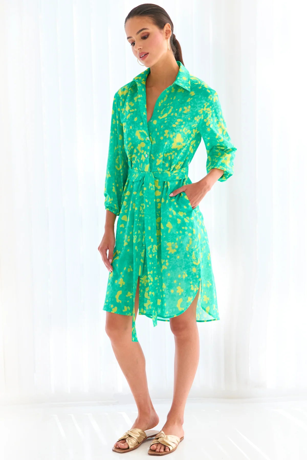 Natalie Shirtdress in Tropical Green