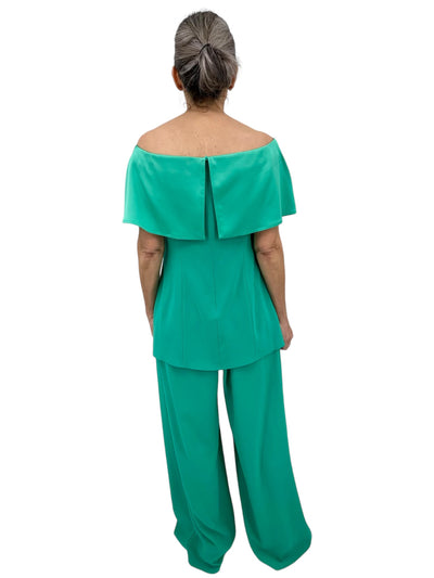 Off The Shoulders Cuff Top in Jade