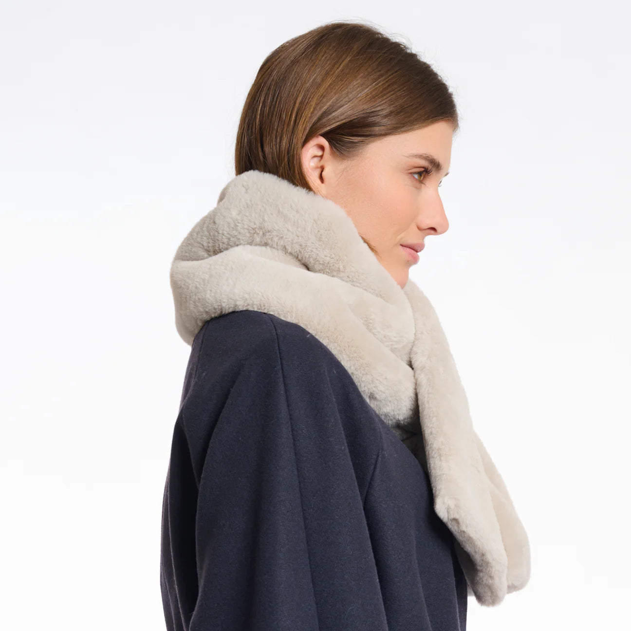 Stip Faux Fur Scarf Beige