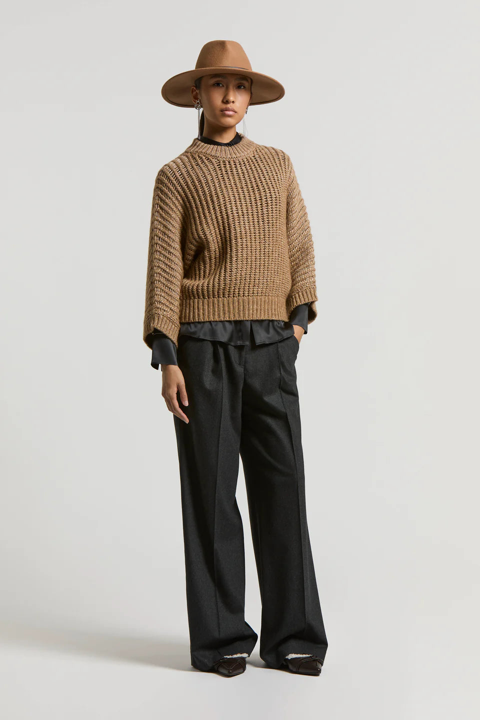 Wet-Effect Blown Wool and Alpaca Sweater in Amber Beige