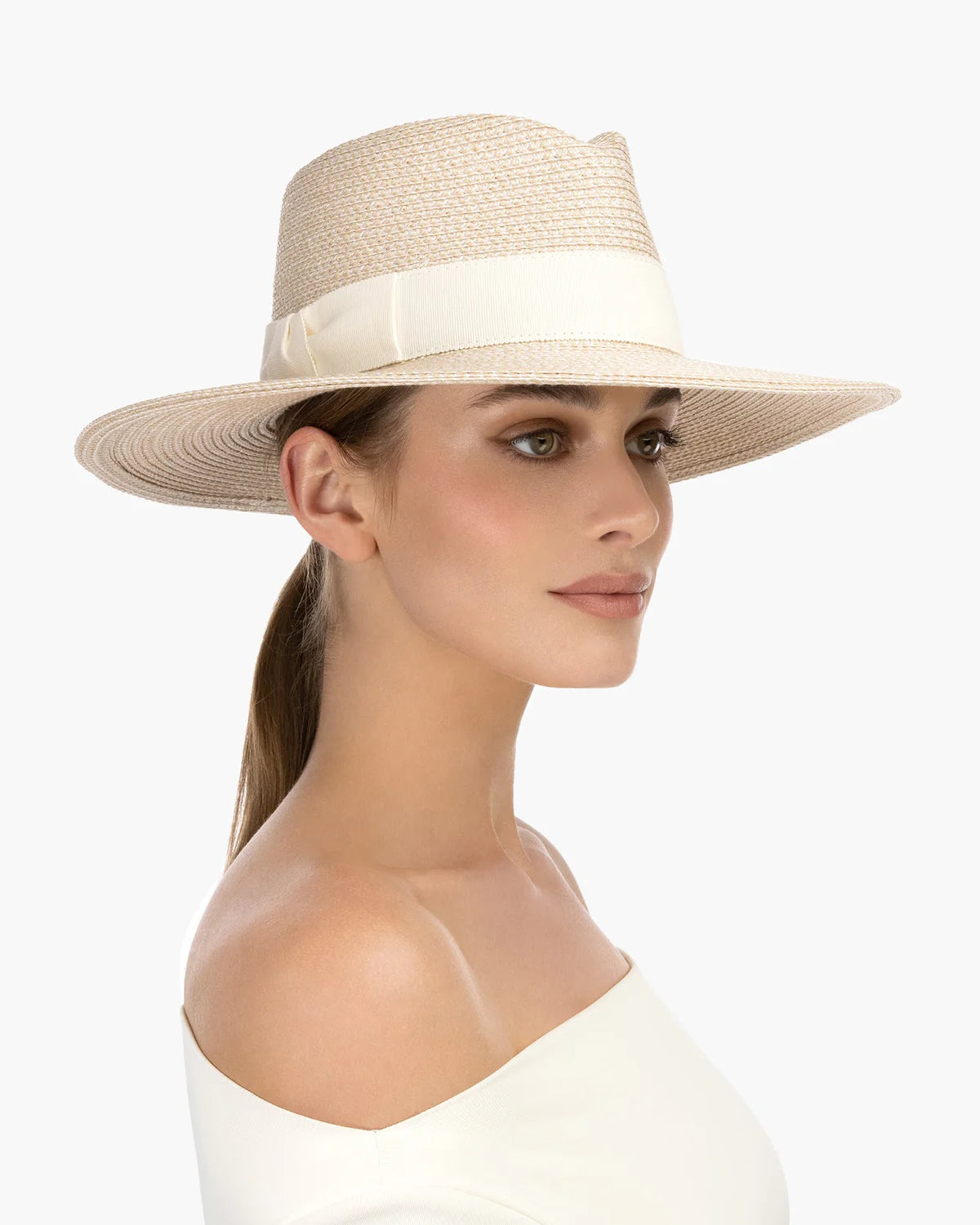 Squishee® Instinct Hat in Cream