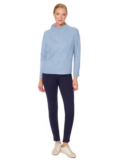 Pull on Slim Pant in Navy