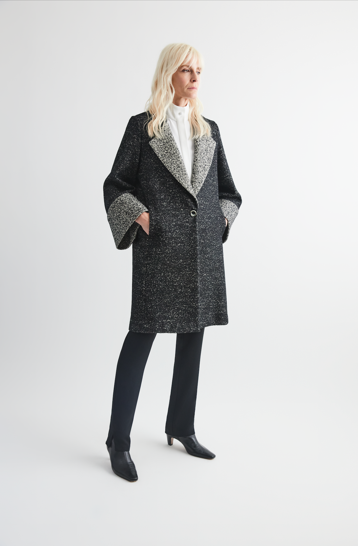 Oversized Coat w/ Contrast Detailing in Black/White