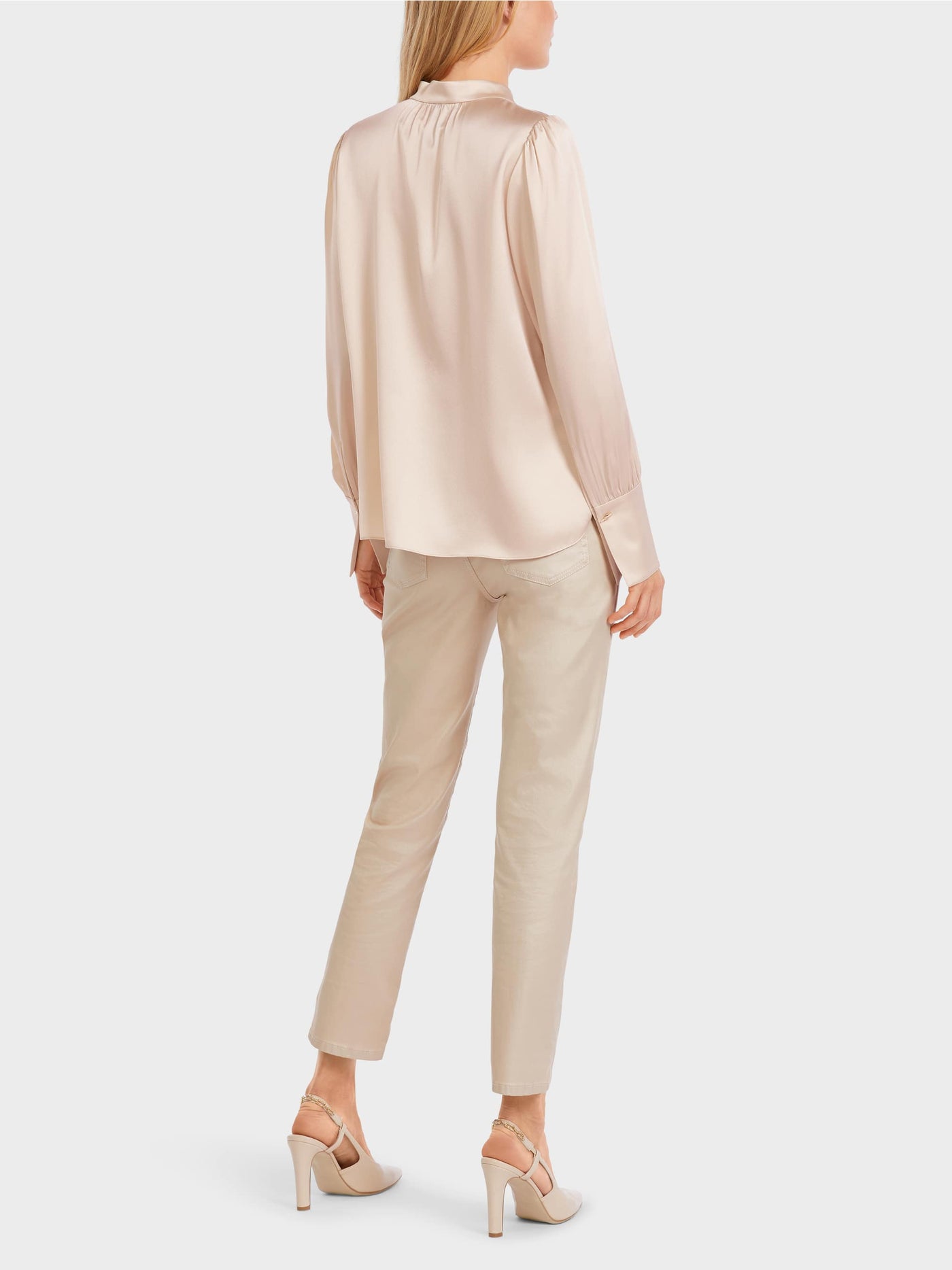 Elegant Silk Blouse - Soft Blossom