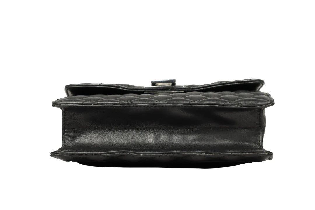 The Wellington in Black