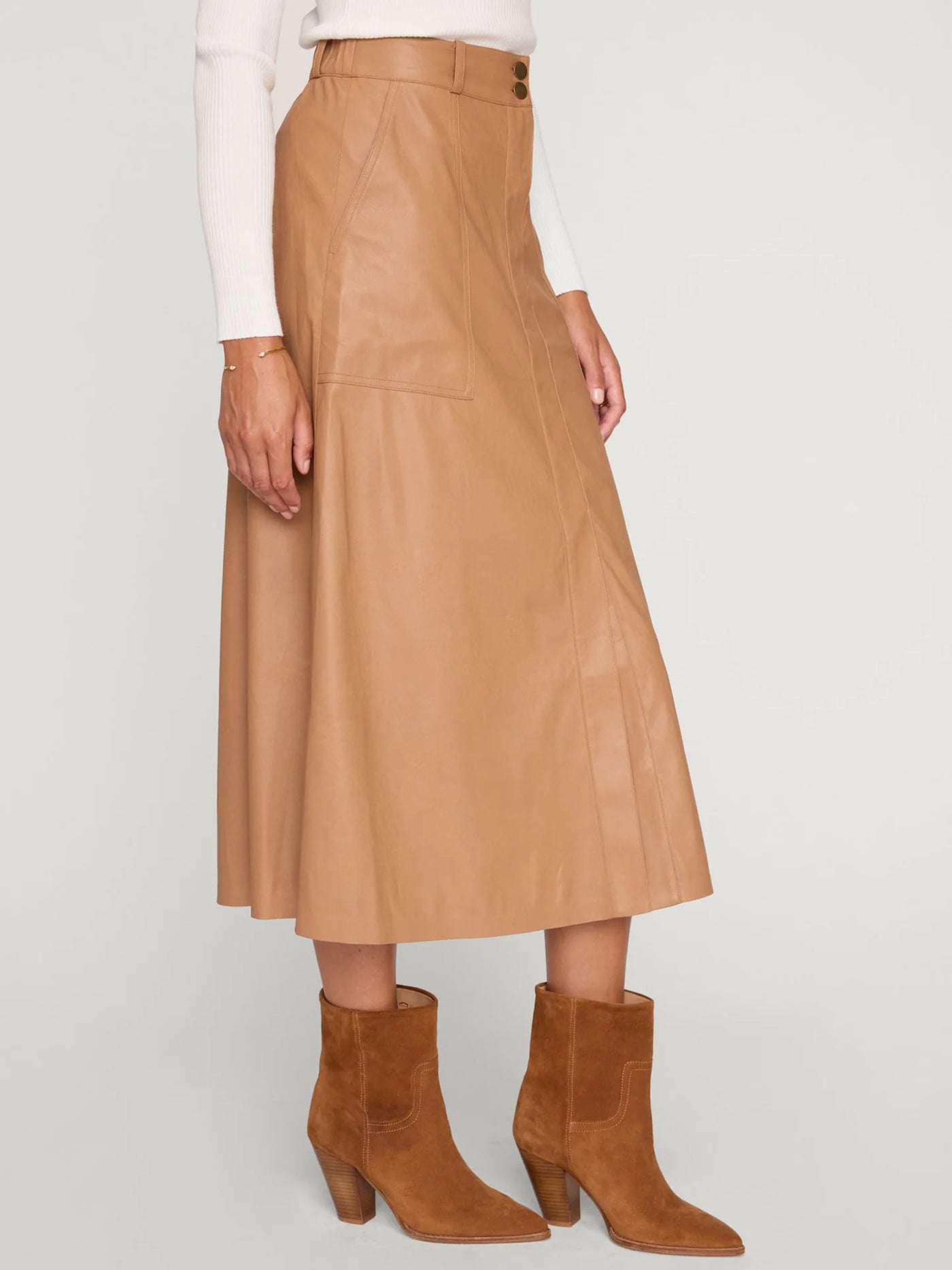 Mica Vegan Leather Skirt in Dunes